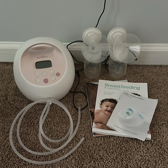 Pink Spectra Breast Pump with Accessories - Picture 1 of 3